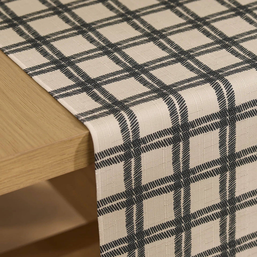 Blackstone Table Runner - Merry PigletsGeometry