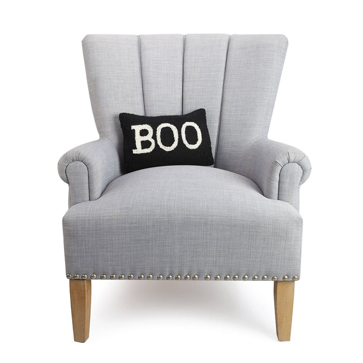 Boo Wool Hooked Pillow - Merry PigletsPeking Handicraft