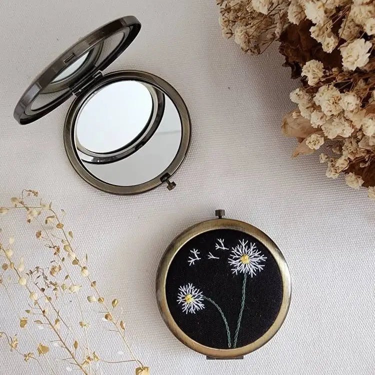 Embroidered Dandellion Compact Mirror - Merry PigletsQuince Fables