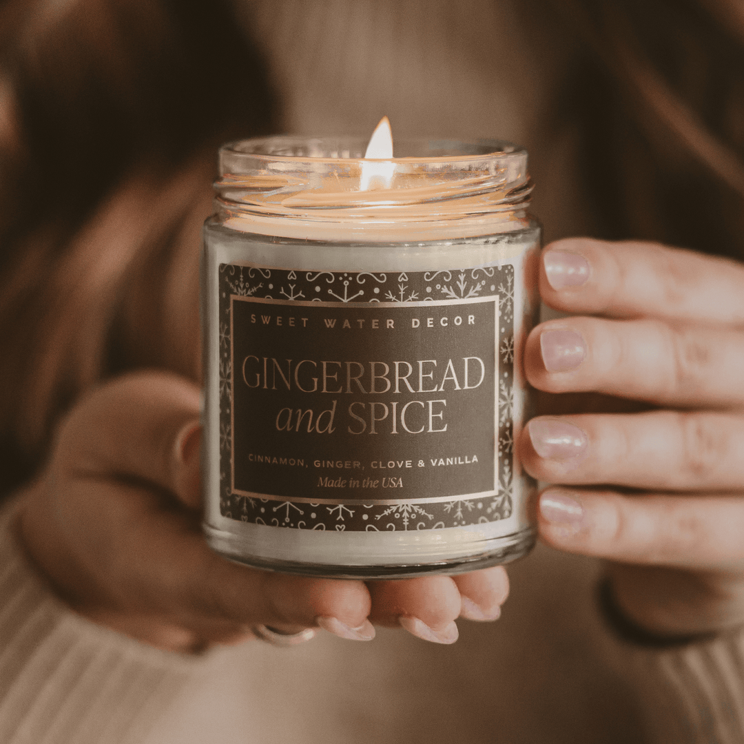 Gingerbread and Spice Soy Candle - Merry PigletsSweet Water Decor