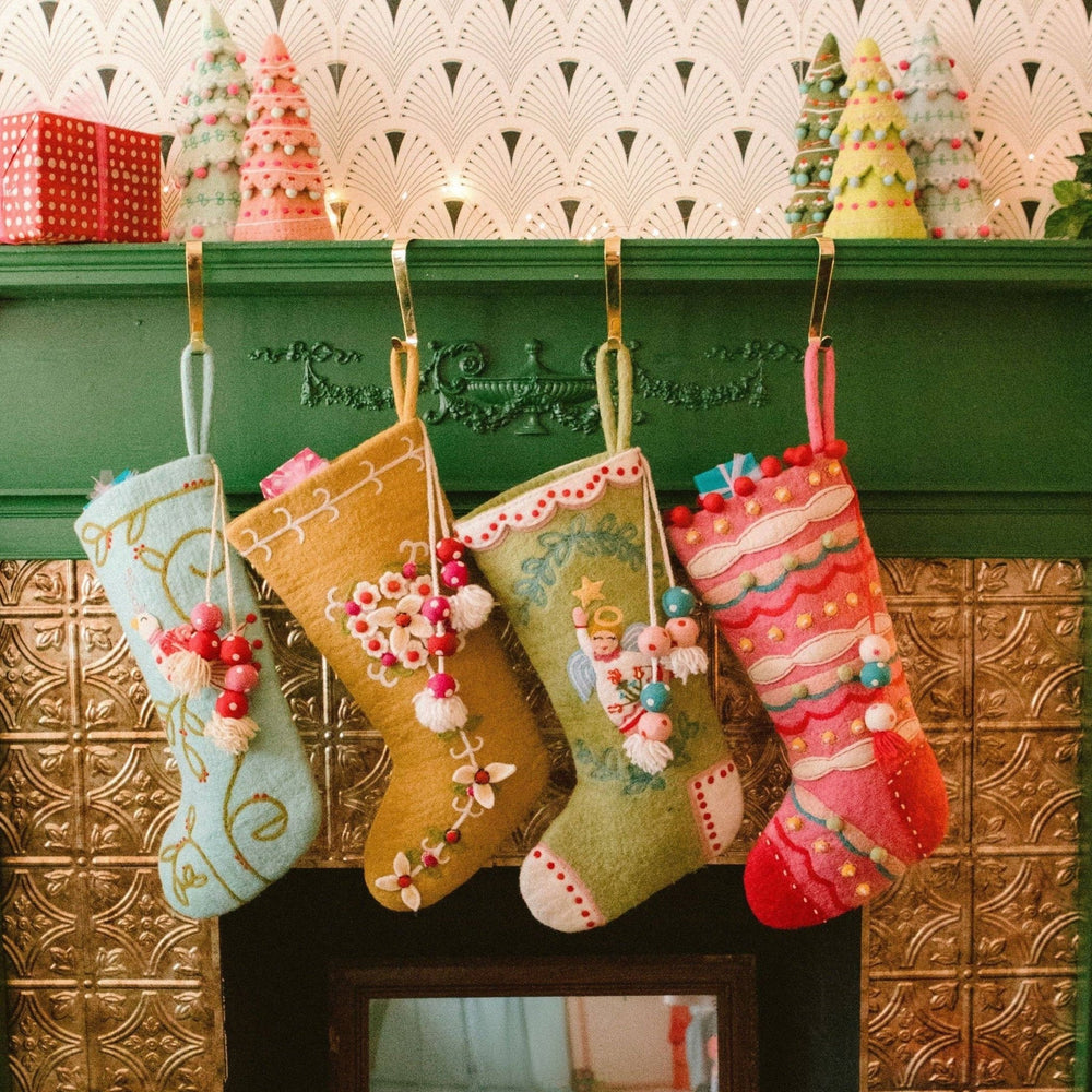 Green Angel Stocking - Merry PigletsFrench Knot