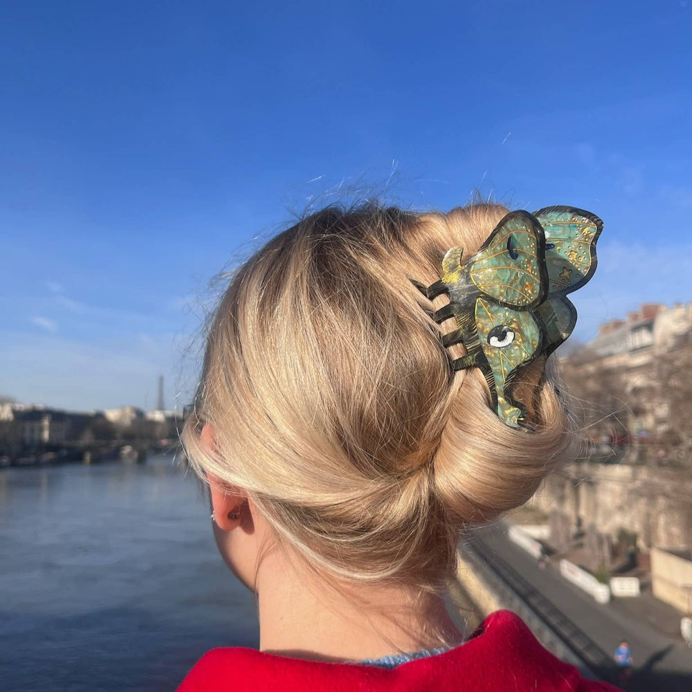 Green Luna Moth Claw Hair Clip - Merry PigletsSolar Eclipse