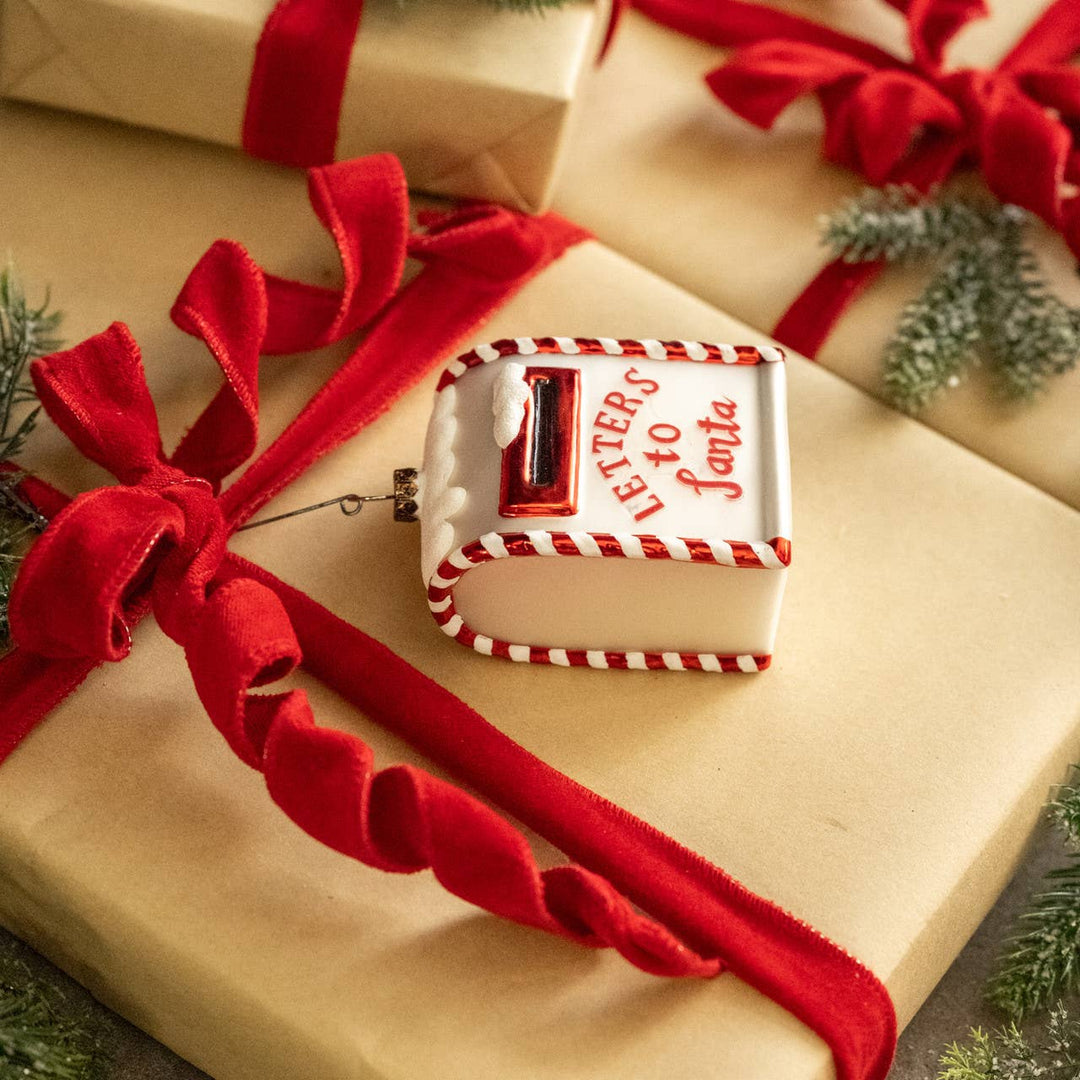 Letters to Santa Ornament - Merry PigletsRagon House