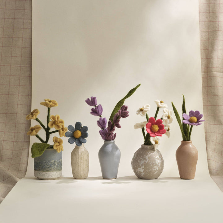 Light Yellow Forget-Me-Not Wool Flower - Merry PigletsGry and Sif