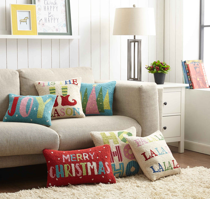 Merry Christmas Wool Hooked Pillow - Merry PigletsPeking Handicraft