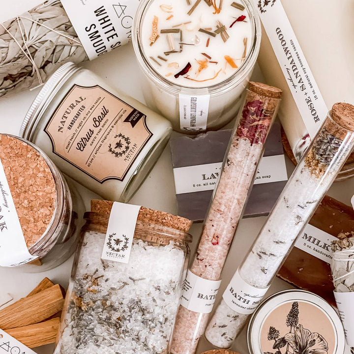 Rose Sandalwood Bath Soak - Merry PigletsNectar Republic