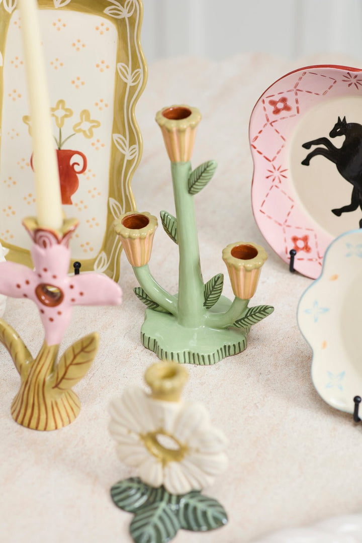 Soft Petal Candleholder - Merry PigletsAccent Decor