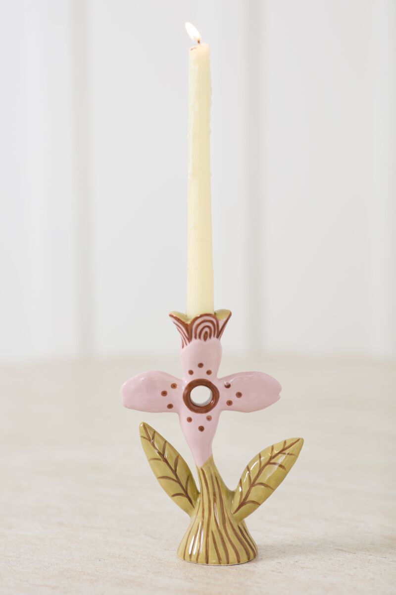 Soft Petal Candleholder - Merry PigletsAccent Decor