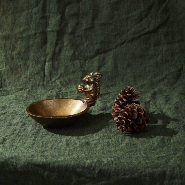 Walnut Squirrel Dish - Merry PigletsAccent Decor