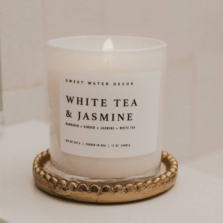 White Tea and Jasmine Soy Candle - Merry PigletsSweet Water Decor